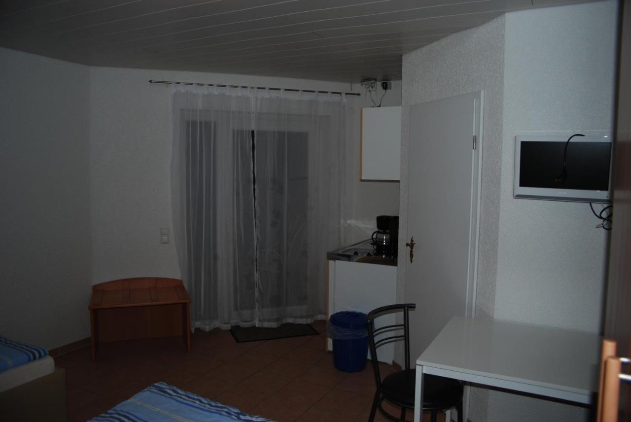 Ferienwohnungen Schaefer Obersulm Extérieur photo