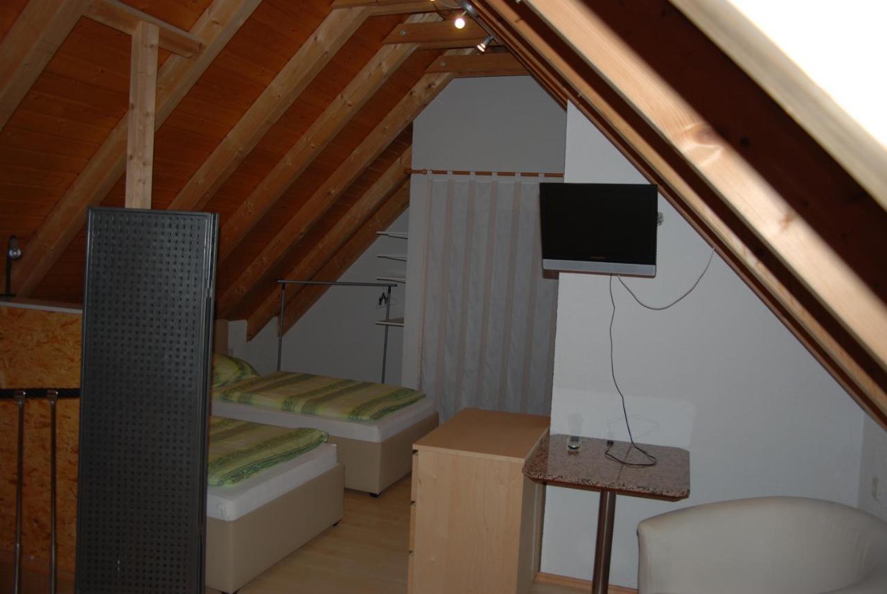 Ferienwohnungen Schaefer Obersulm Extérieur photo