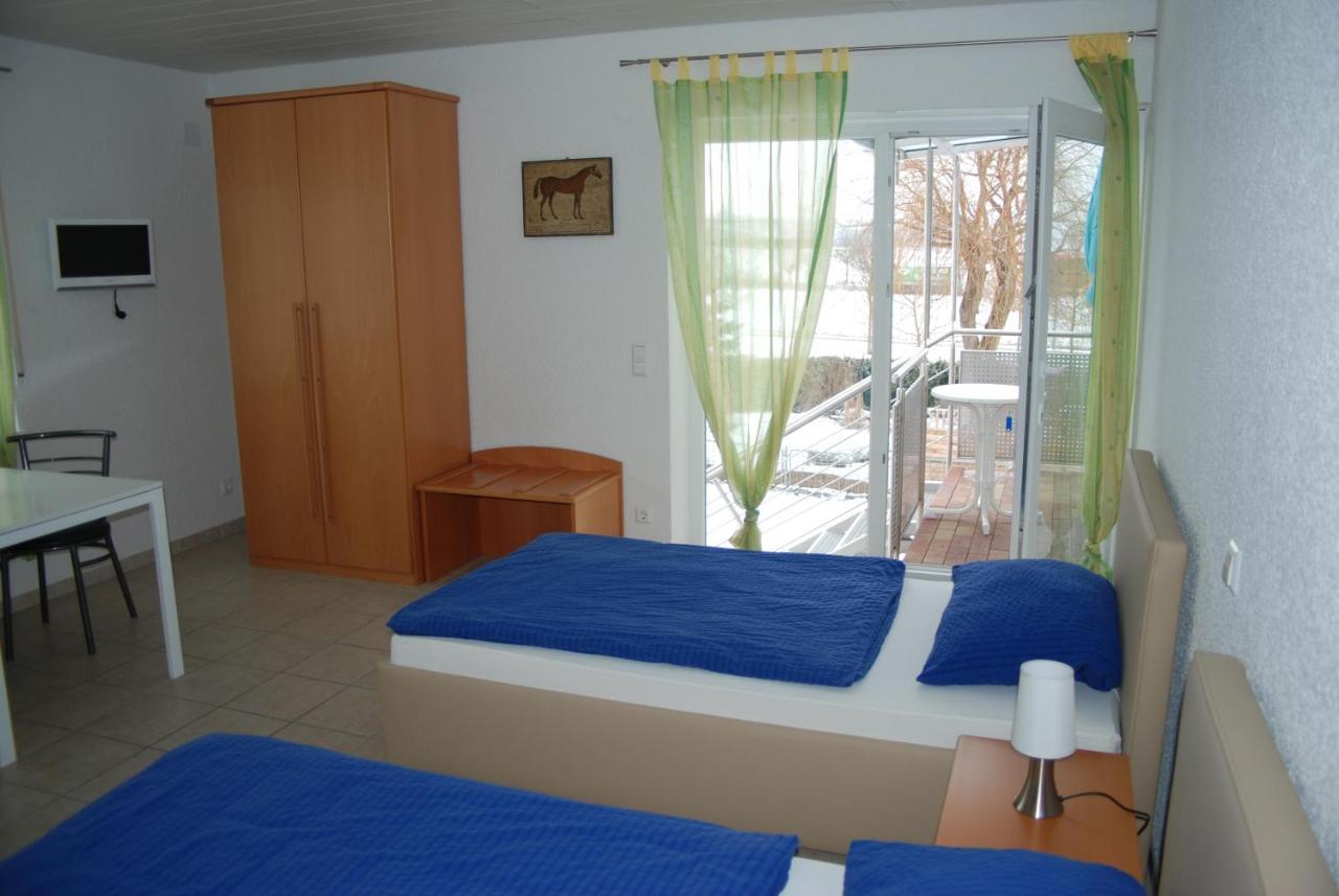 Ferienwohnungen Schaefer Obersulm Extérieur photo