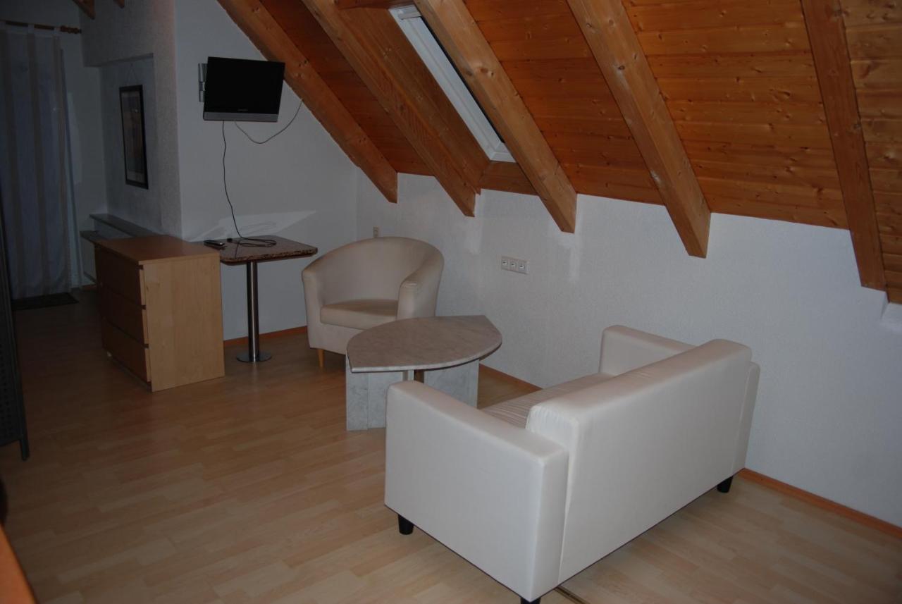 Ferienwohnungen Schaefer Obersulm Extérieur photo
